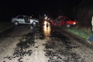 В Крыму в лобовом столкновении иномарок разбился водитель
