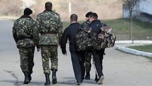 Почему украинские военнослужащие бегут в Крым