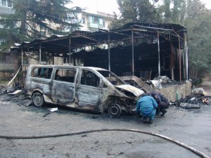 За ночь в Крыму подожгли еще девять машин