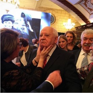 Михаил Горбачев и Андрей Макаревич пели дуэтом на 85-летии политика