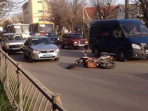 В Симферополе мотоциклист насмерть сбил пешехода