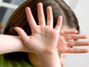 В Белогорском районе парень изнасиловал малолетнюю девочку