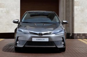 В Toyota назвали рублевые цены на новую Corolla