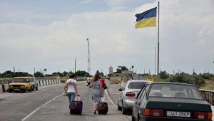 На Украине возобновили движение на границе с Крымом
