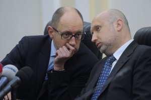 В Украине требуют проверить Турчинова и Яценюка на связи со Стрелковым