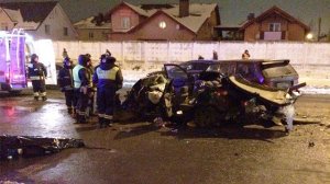 Один погибший и трое пострадавших в аварии с участием двух легковушек на юго-западе Москвы
