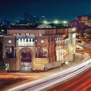 10 лет торгово-развлекательному центру «Ереван плаза»