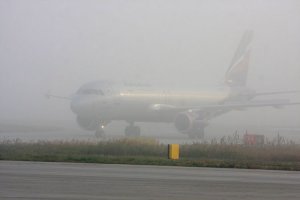 Туман стал причиной задержки вылетов 15 рейсов в аэропорту Симферополя