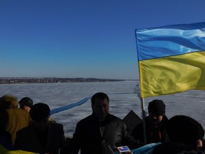 В Украине надеются на крымчан с украинскими флагами