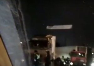 Авария с участием грузовых и легковых автомобилей парализовала движение в Симферополе