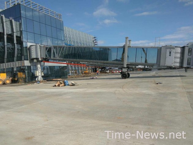 Аэропорт Симферополя сегодня. Эксклюзивный фото-отчет: «До сдачи объекта – считанные дни»