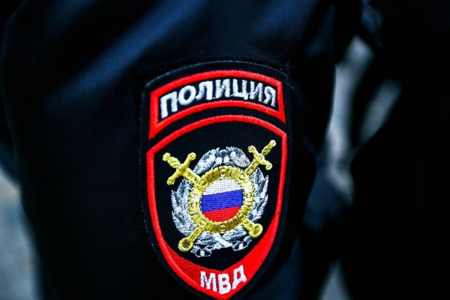Полицейским в России могут разрешить вскрывать автомобили