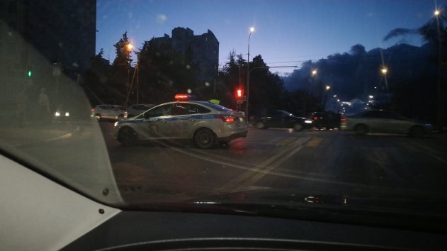В Севастополе перекрывают дороги из-за гололеда и непогоды