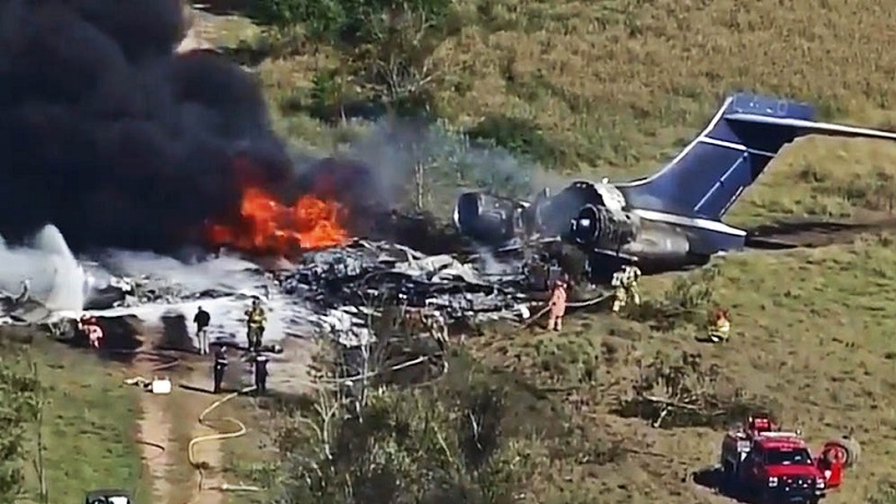 В Техасе самолет рассыпался во время взлета с 21 пассажиром