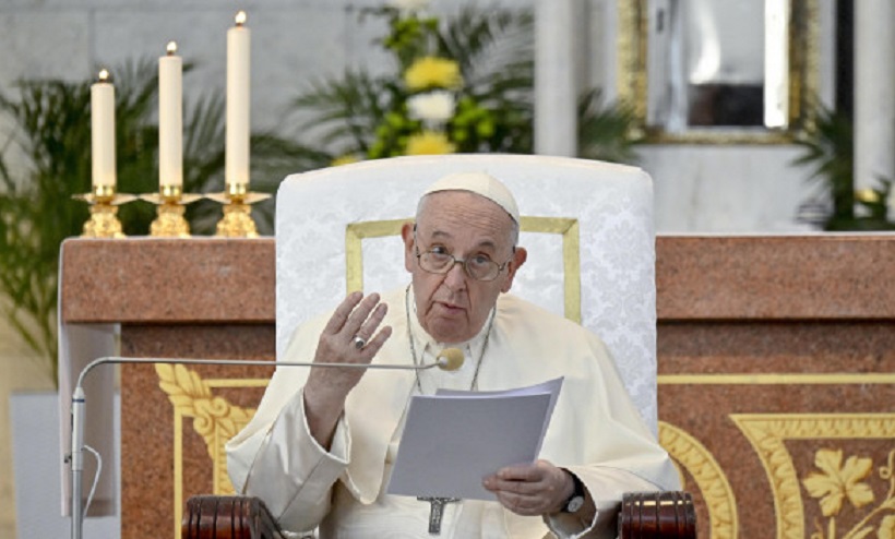 Морально допустимо: папа римский прокомментировал поставки оружия Украине