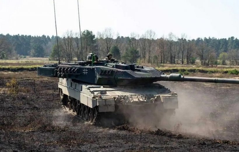 Германия поставила Украине боевые танки Leopard 2