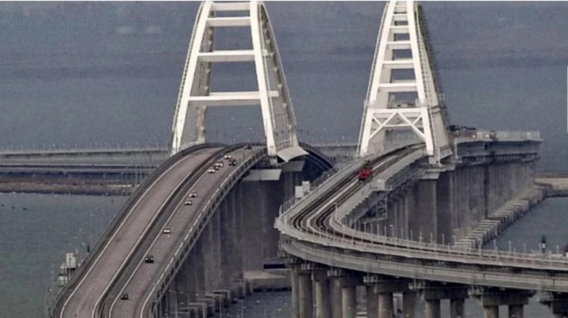 Зеленский назвал Крымский мост приоритетной целью ВСУ
