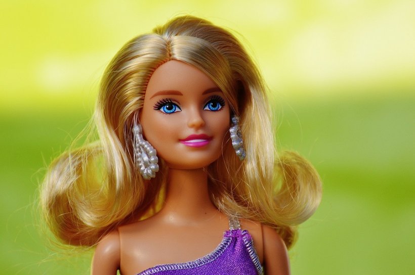 Барби назвали опасной куклой для здоровья девочек