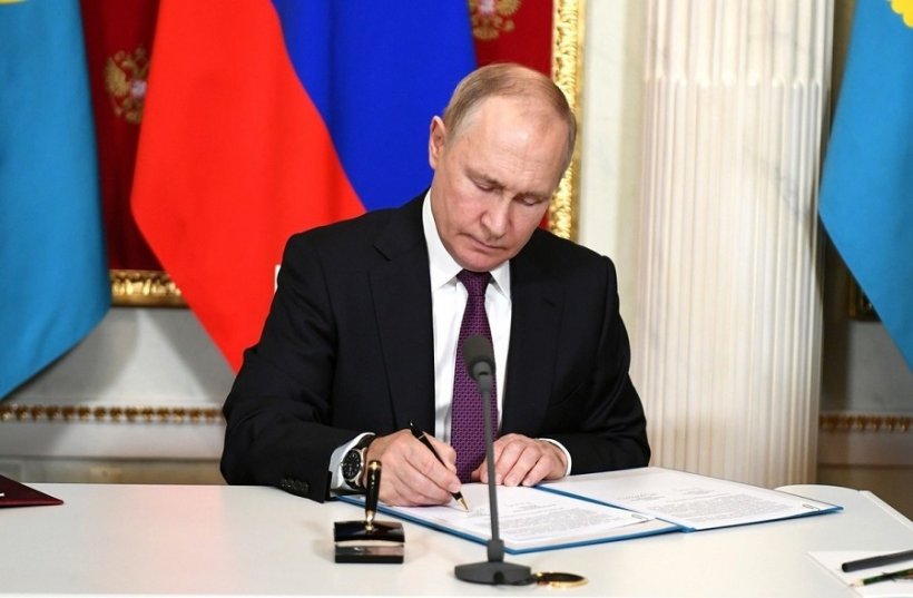 Путин утвердил поправки к закону о выборах президента: нововведения в области военного положения и фото-видеосъемки на избирательных участках