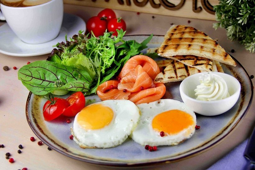 Нужно ли завтракать, и почему завтрак бывает вреден