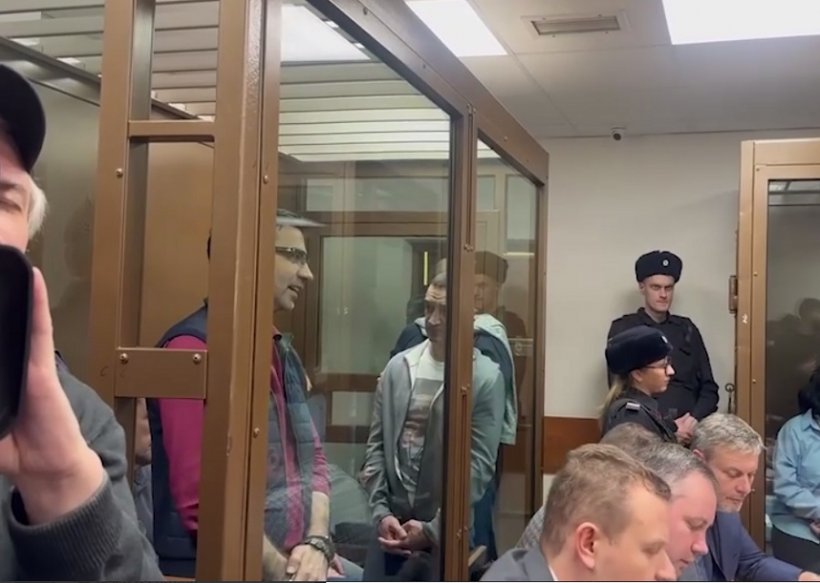 Суд вынес приговор экс-министру Михаилу Абызову: 12 лет колонии и штраф в 80 млн рублей
