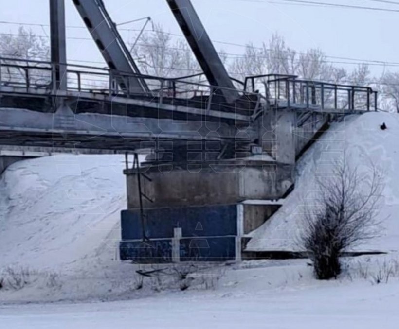Взрыв на железнодорожном мосту в Самарской области: металлоконструкции повреждены, задерживаются поезда. Пострадавших нет