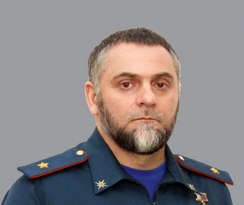 Инцидент на «Герзельском мосту»: Росгвардейцы Чечни угрожали автоматами полицейским, требуя выдать им министра МЧС Алихана Цакаева
