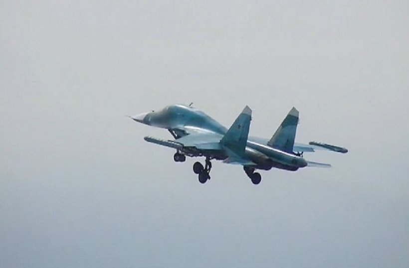 Истребители-бомбардировщики Су-34 уничтожили опорный пункт ВСУ авиабомбами ФАБ-500