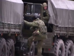 Российские военные уже в Ялте – видео