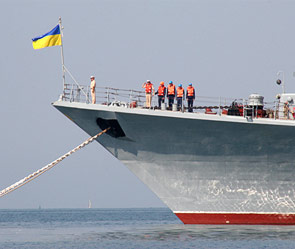 Пределы Севастополя покинули украинские корабли ВМФ