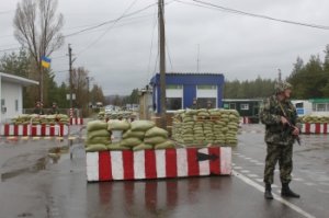 Тымчук рассказал о ночных событиях ЛНР: пограничники отбили атаку ополченце ...