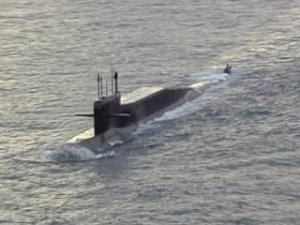 Подводный атомоход спас терпящих бедствие в Белом море
