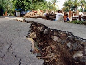 Землетрясение магнитудой 6,9 поражает юг Мексики