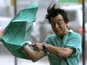 Япония готовится к мощному тайфуну
