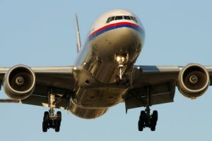 Донецкая область: сбит пассажирский самолет Boeing 777. Видео - подробности ...