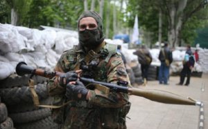 Ополчение массировано обстреливает населенные пункты, занятые украинскими в ...