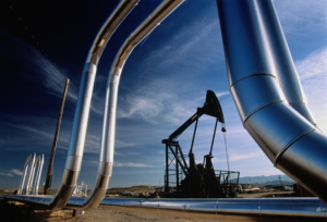 Саудовская Аравия отказалась снижать добычу нефти, - Али аль-Нуйами