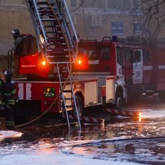 400 студентов эвакуированы во время пожара в одном из общежитий Москвы
