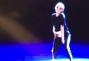 На кастинге нового шоу Филиппа Киркорова упала в обморок украинская танцовщица
