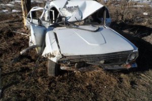 Взорвавшееся колесо автомобиля убило пассажира на Ставрополье