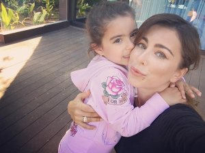 Ани Лорак волнуется о психике своей маленькой дочери