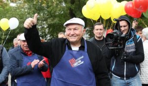 В праздничном субботнике Юрия Лужкова приняли участие тысячи москвичей