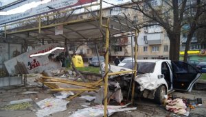 Водитель «Мерседеса» в Крыму насмерть сбил человека прямо на остановке