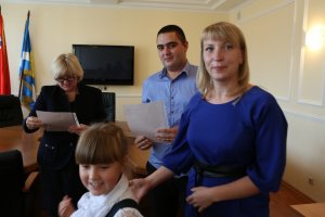 Андрей Дунаев рассказал, что шесть молодых семей из Истры получили сертификаты на жилье