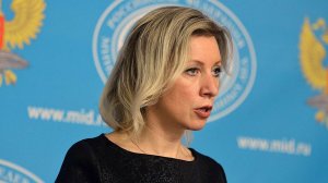 Мария Захарова сделала замечание американской ведущей, назвавшей строй в России "режимом"