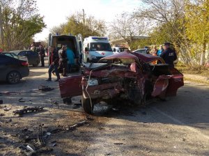 Авария в Аджимушкае унесла жизни водителя и ребенка – заведено уголовное де ...
