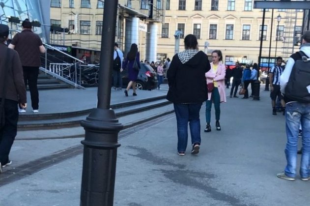 Эвакуация в петербургских ТРК лишила жителей вечернего отдыха