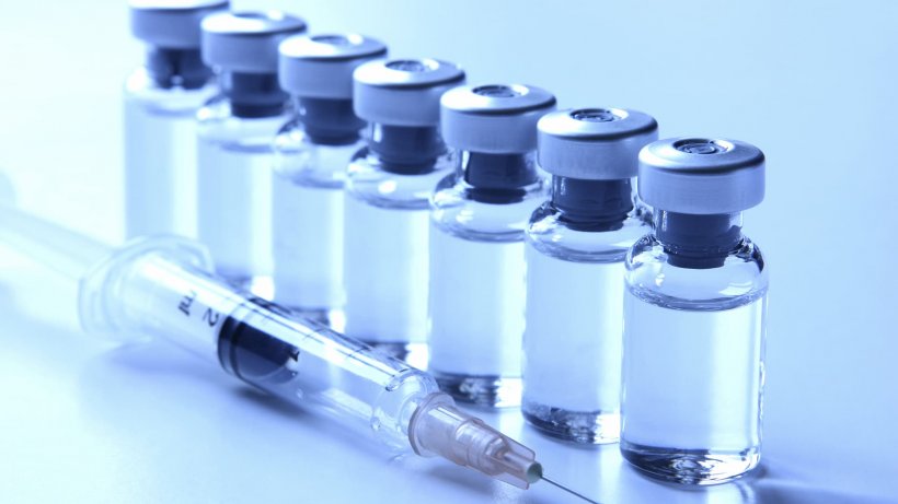 В Крыму начали вакцинировать от коронавируса