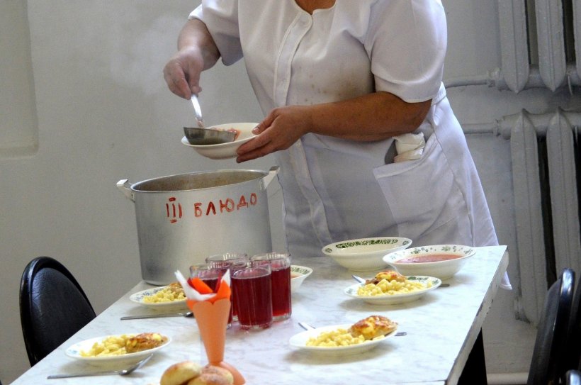 «Артис-детское питание» может готовить школьные обеды в непредназначенном для этого месте