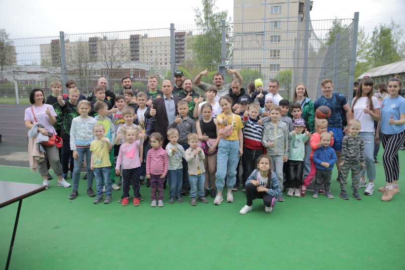 Старт спортивному празднику в Невском районе дал Михаил Романов